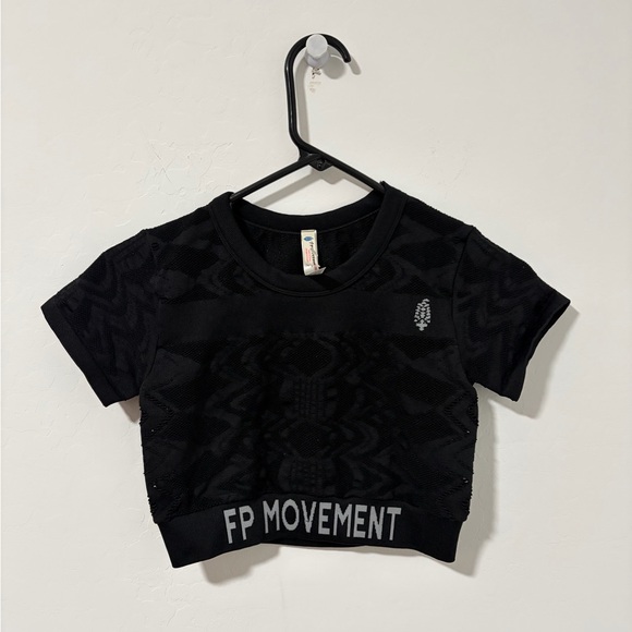 Free People Tops - New FP Free People Movement Women's Run The Distance Baby Tee Size XS / S